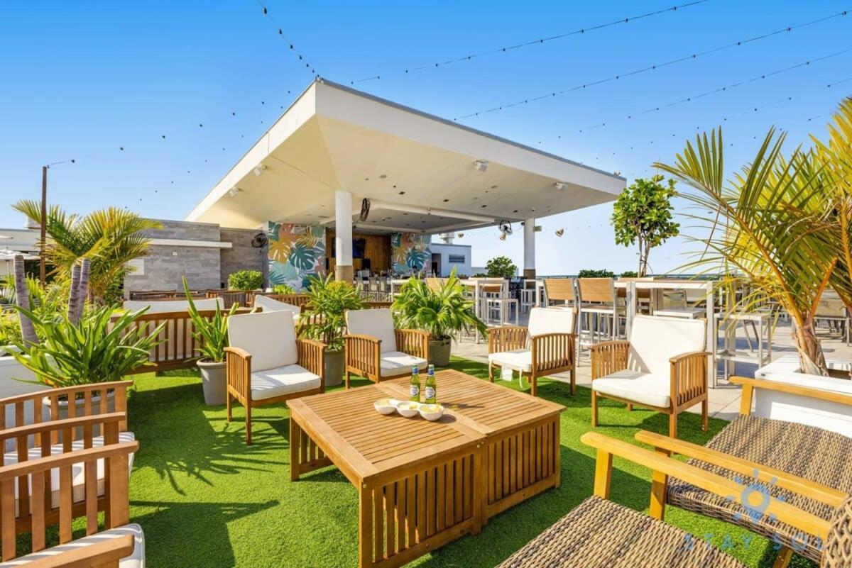 Broad - Walk - Amazing Pool - Hot Tub * Hollywood