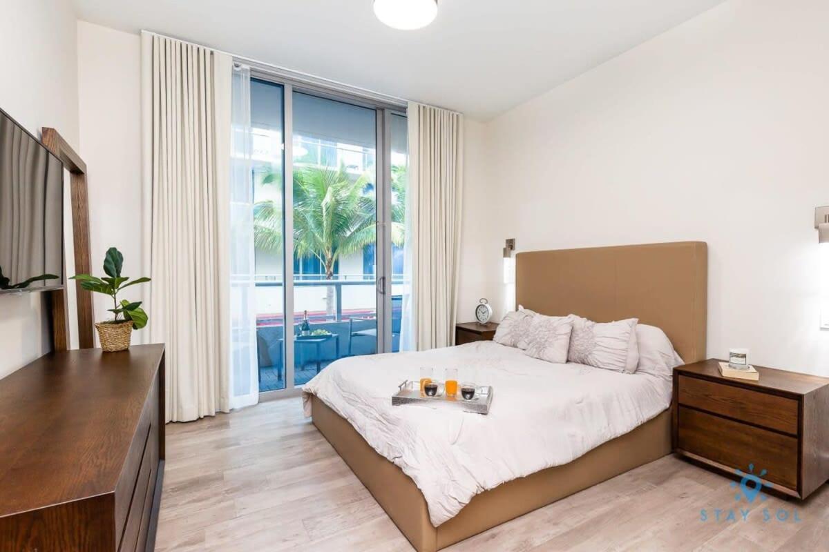 Broad - Walk - Amazing Pool - Hot Tub Apartment Hollywood